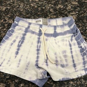 Gap sweats shorts women tie dye small